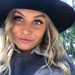 Meet your Posher, Colette